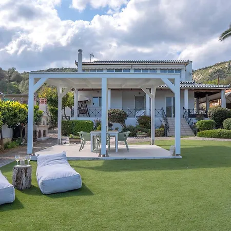 Luxury Garden - Elegant Rural Retreat, Heated Pool Villa Foinikia (Crete)
